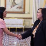 Delcy Rodríguez y Dinorah Figuera cara a cara por la paz de Venezuela