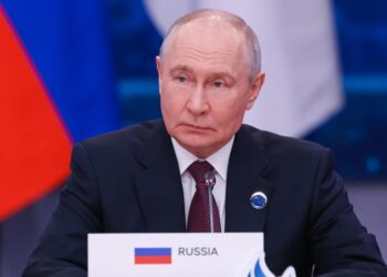 Putin advierte «costos exorbitantes» por excluir a Rusia del mercado del gas