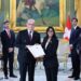 Delcy Rodríguez recibe cartas credenciales del nuevo embajador de Suiza