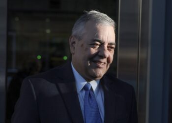 Sentencian a 10 años de prisión a David Rivera por millonaria trama de lobby secreto a favor de Venezuela