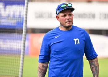 Navegantes del Magallanes: La «bendita» encrucijada de Yadier Molina en la pradera central