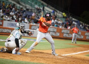 Águilas del Zulia brillan en casa y blanquean al Caracas en el inicio de la temporada 2026-2027