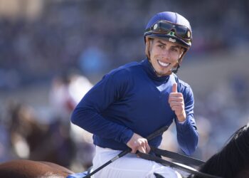 Caída de Irad Ortiz Jr. en Keeneland pone en duda su presencia en la Breeders’ Cup