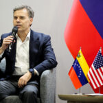 EE. UU. y Venezuela consolidan alianza  tras firma de 17 contratos petroleros