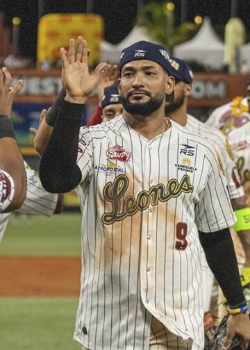 Leones del Caracas golpeó primero